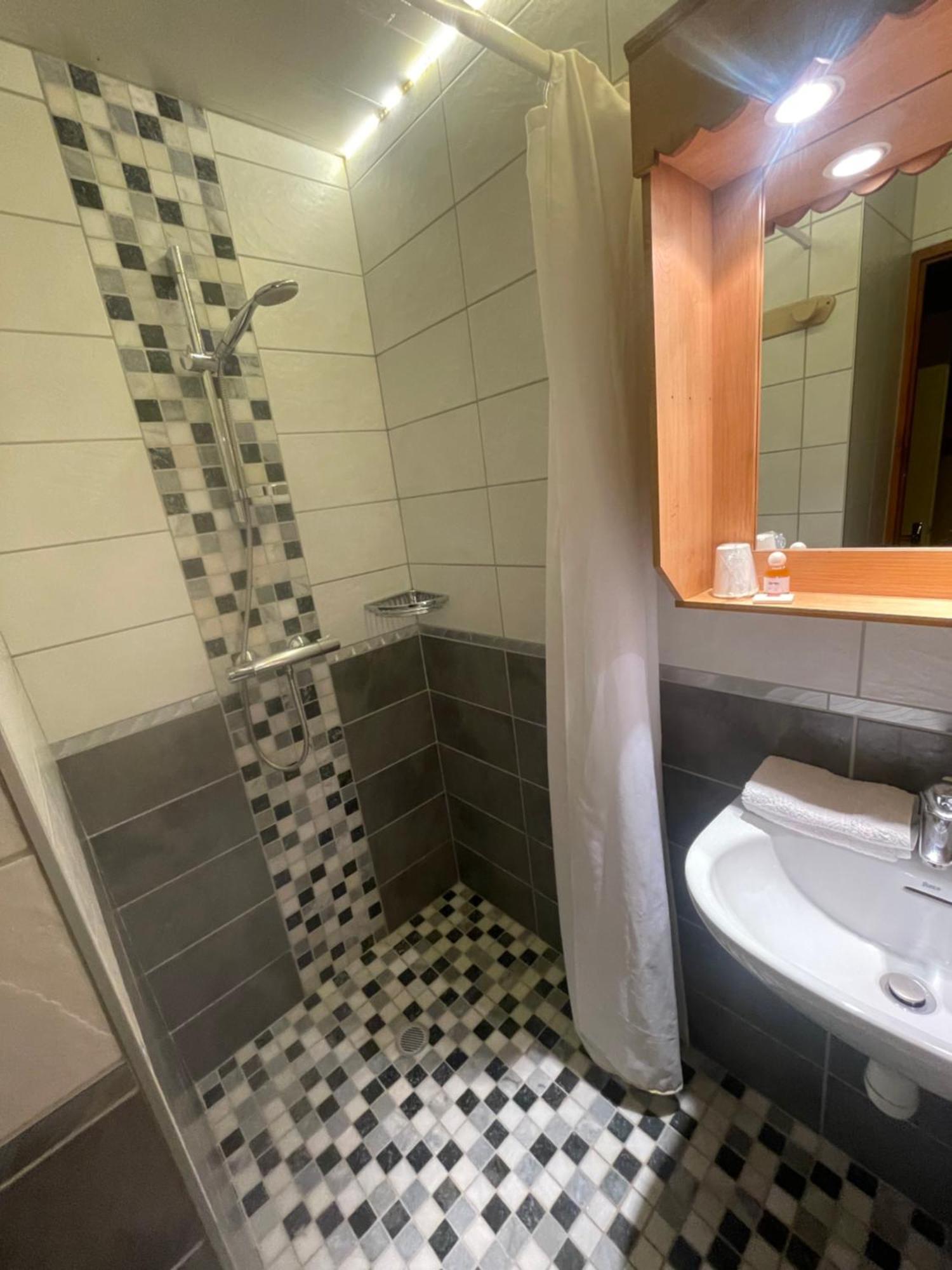 Hotel Le Ferraillon Abondance Ngoại thất bức ảnh